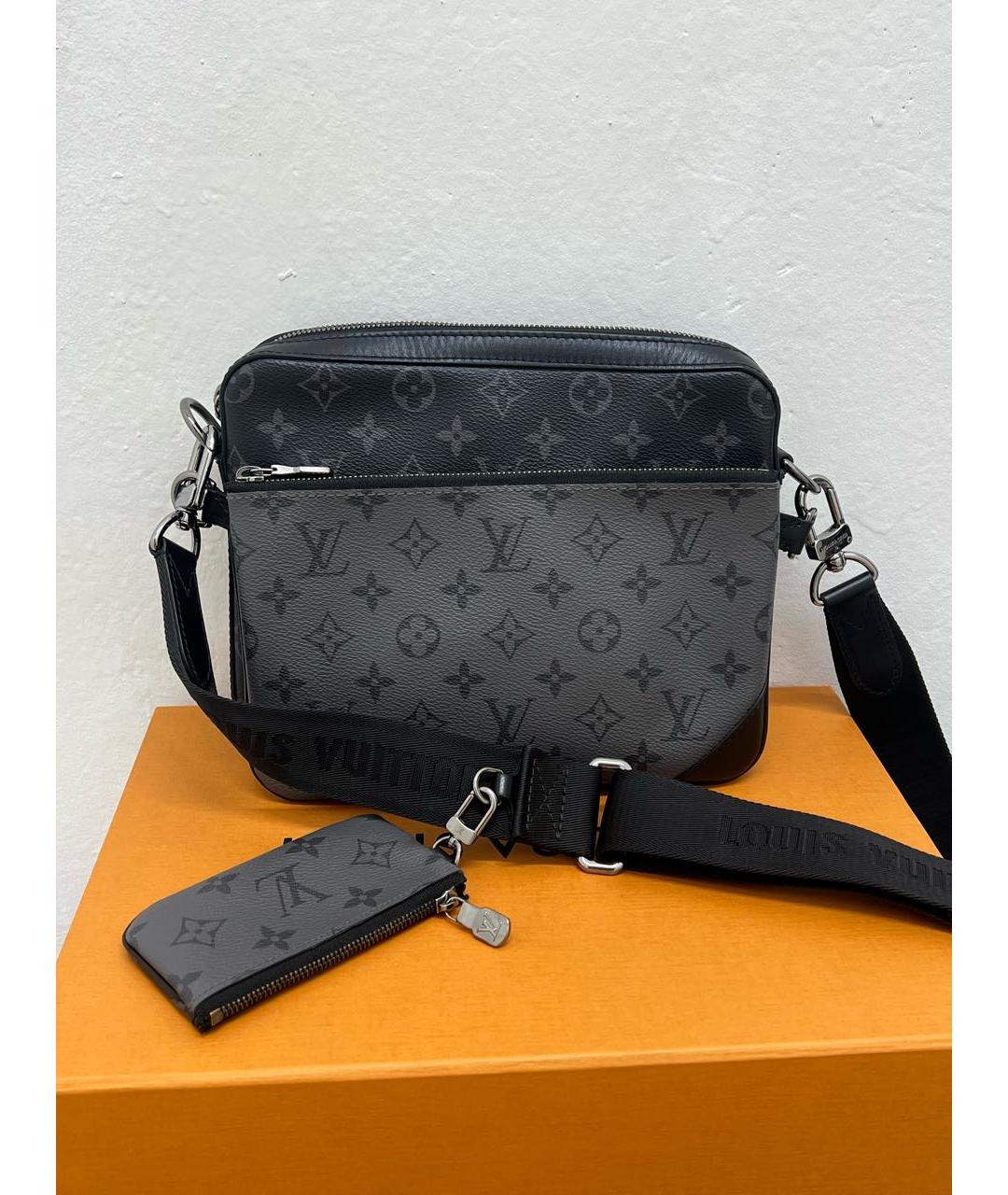 LOUIS VUITTON Черная сумка на плечо из канвы, фото 2