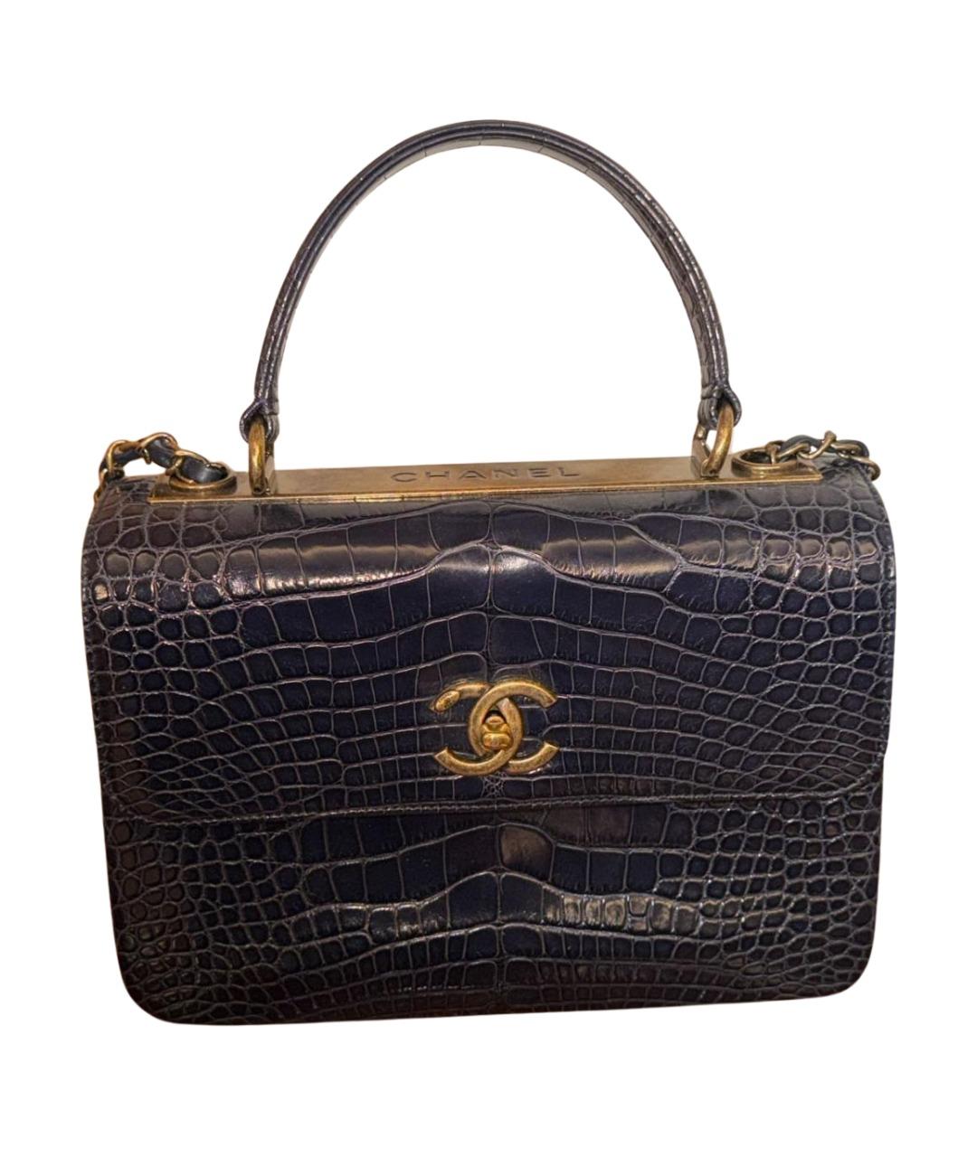 CHANEL Темно-синяя сумка с короткими ручками из кожи аллигатора, фото 1