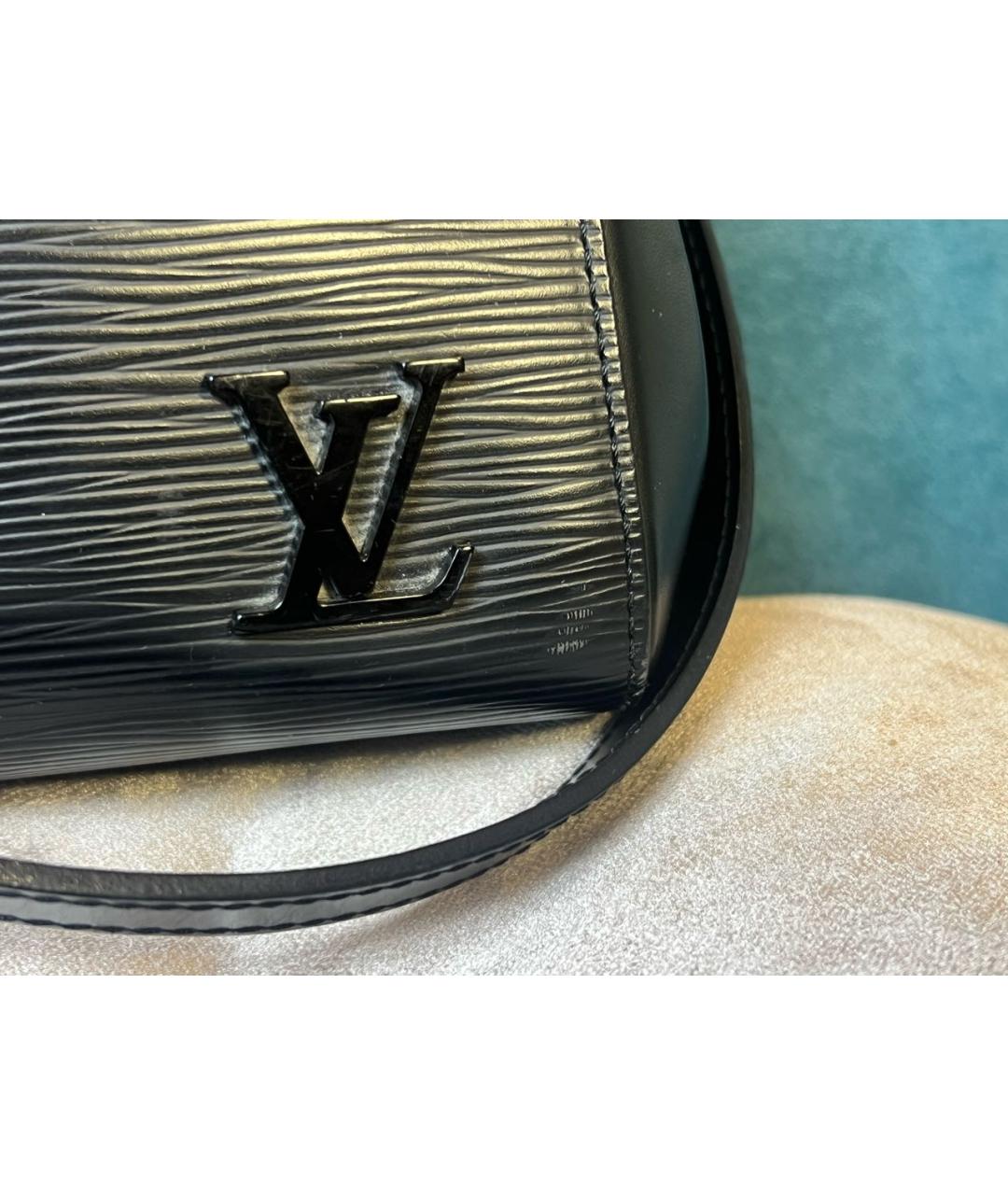 LOUIS VUITTON Черная кожаная сумка с короткими ручками, фото 3