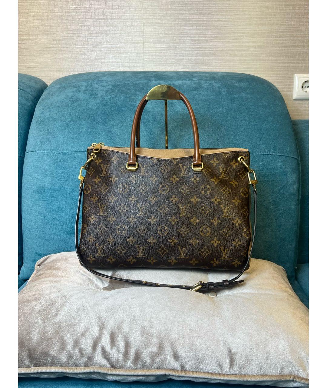 LOUIS VUITTON Коричневая сумка с короткими ручками из канвы, фото 9
