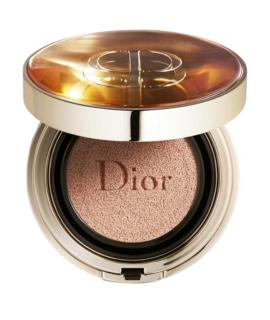 CHRISTIAN DIOR Тональное средство