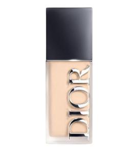 CHRISTIAN DIOR Тональное средство