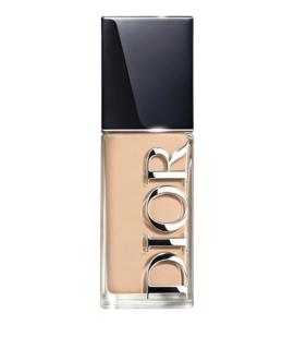CHRISTIAN DIOR Тональное средство