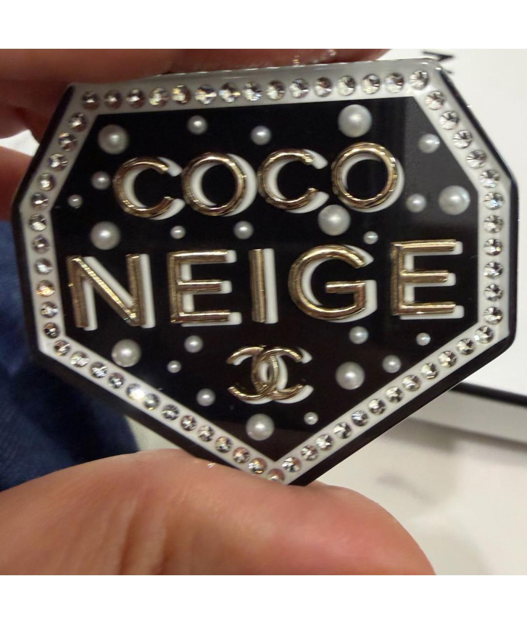 CHANEL Черная пластиковая булавка / брошь, фото 6