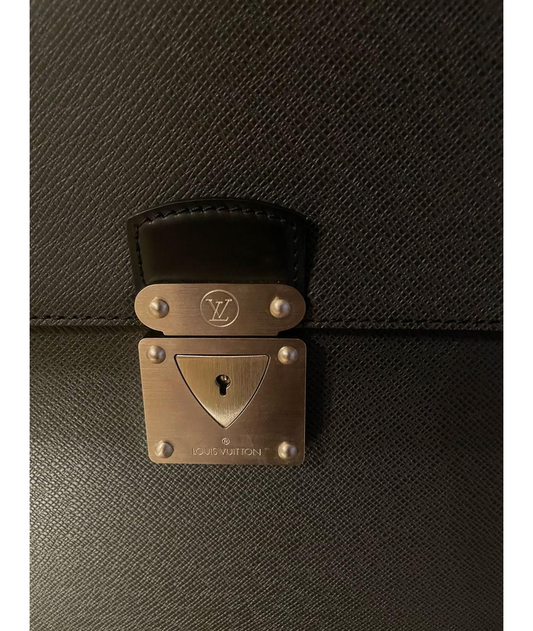 LOUIS VUITTON Черный кожаный портфель, фото 6