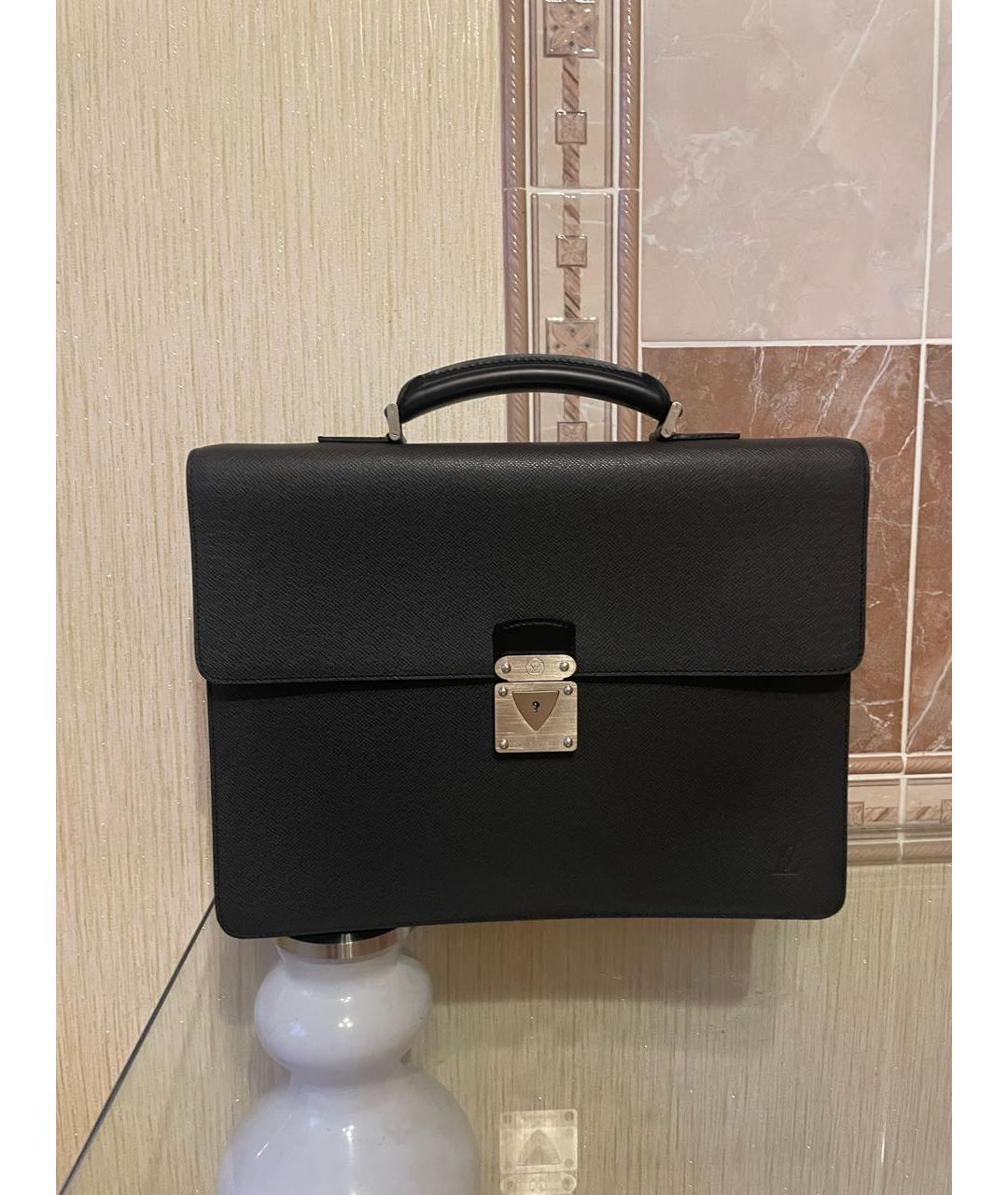 LOUIS VUITTON Черный кожаный портфель, фото 9