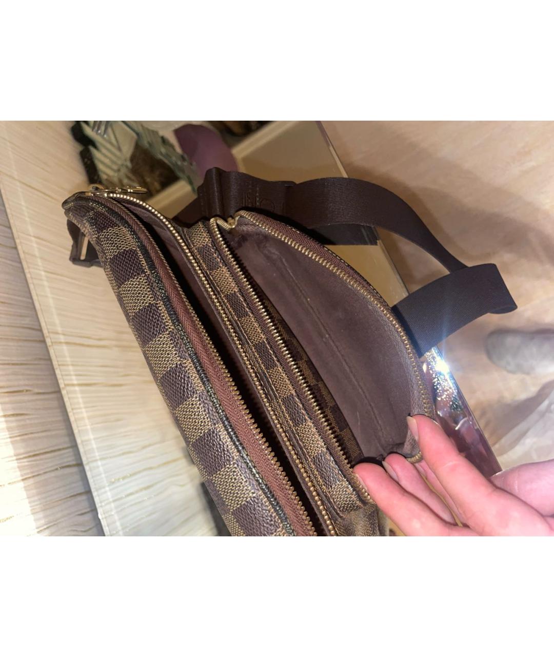 LOUIS VUITTON Коричневая поясная сумка из канвы, фото 4