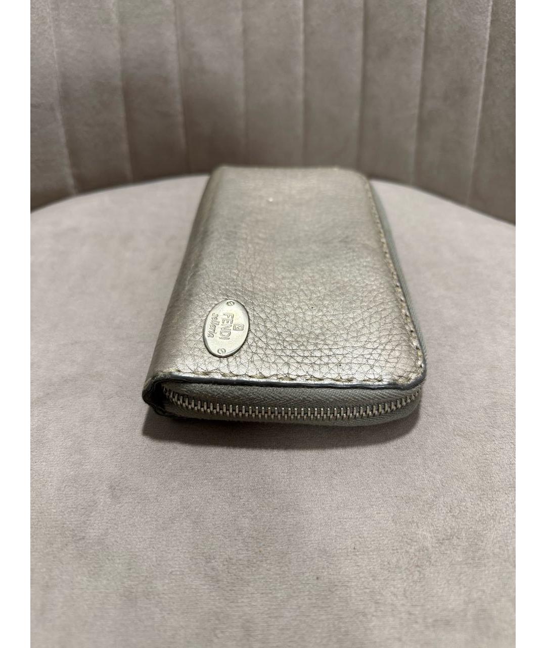 FENDI Серебряный кожаный кошелек, фото 5