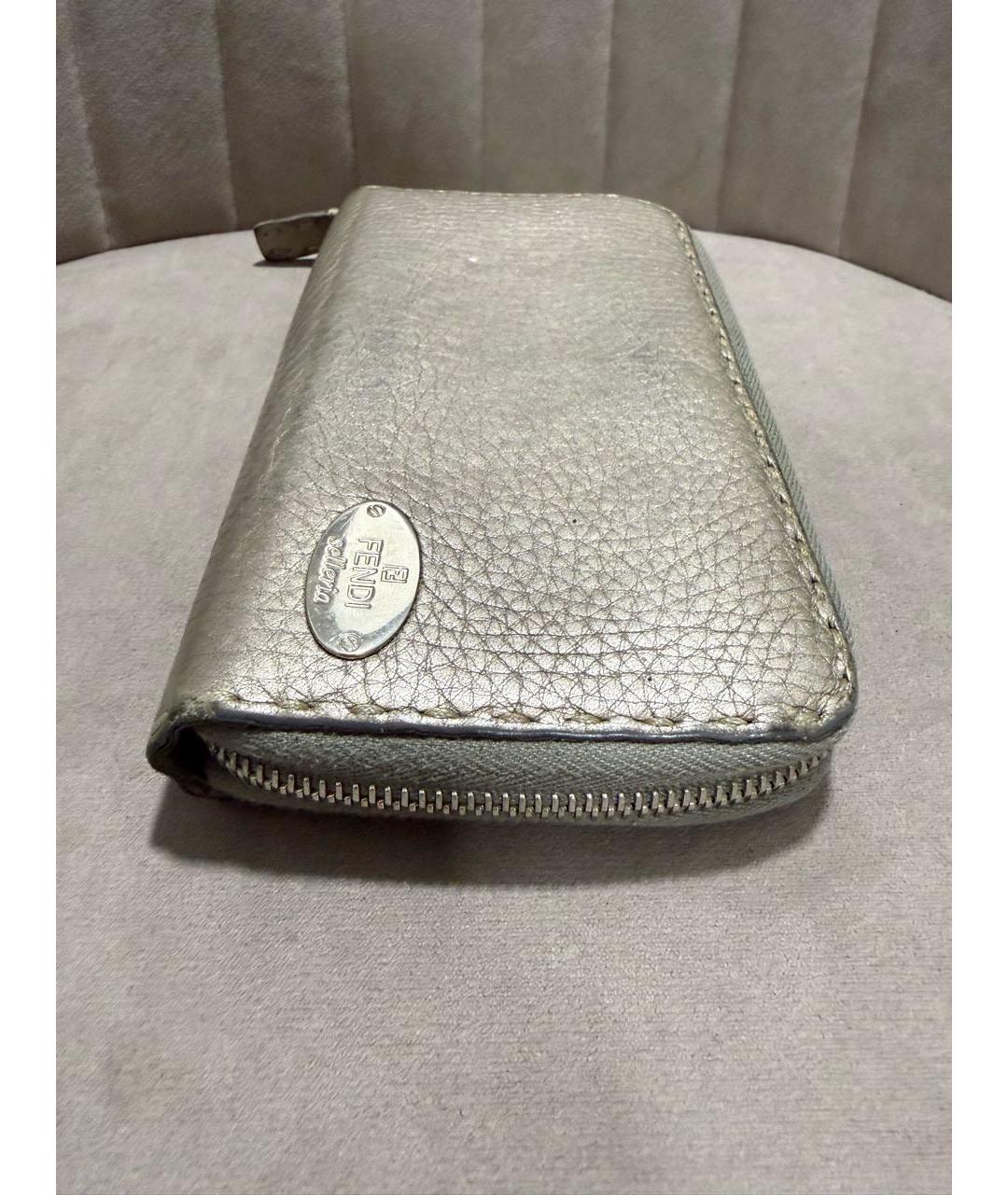 FENDI Серебряный кожаный кошелек, фото 3