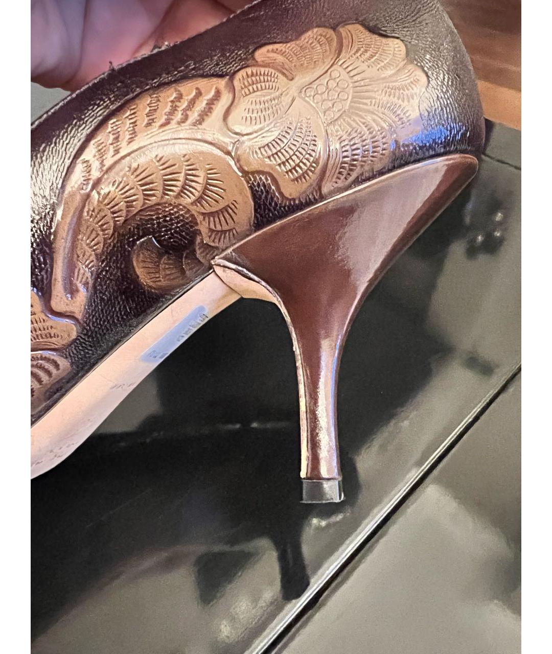 MIU MIU Коричневые кожаные туфли, фото 4