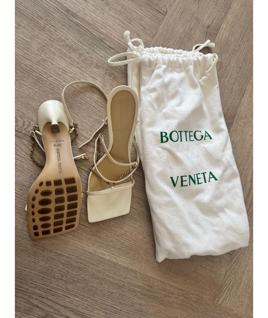 BOTTEGA VENETA Бежевые кожаные босоножки, фото 3