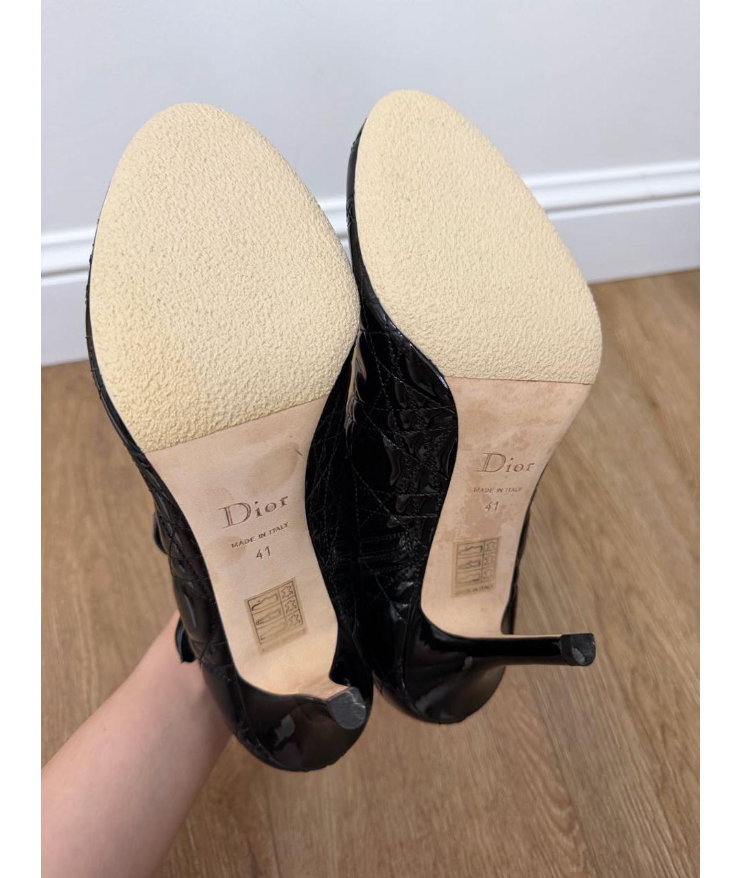 CHRISTIAN DIOR Черные ботильоны из лакированной кожи, фото 6