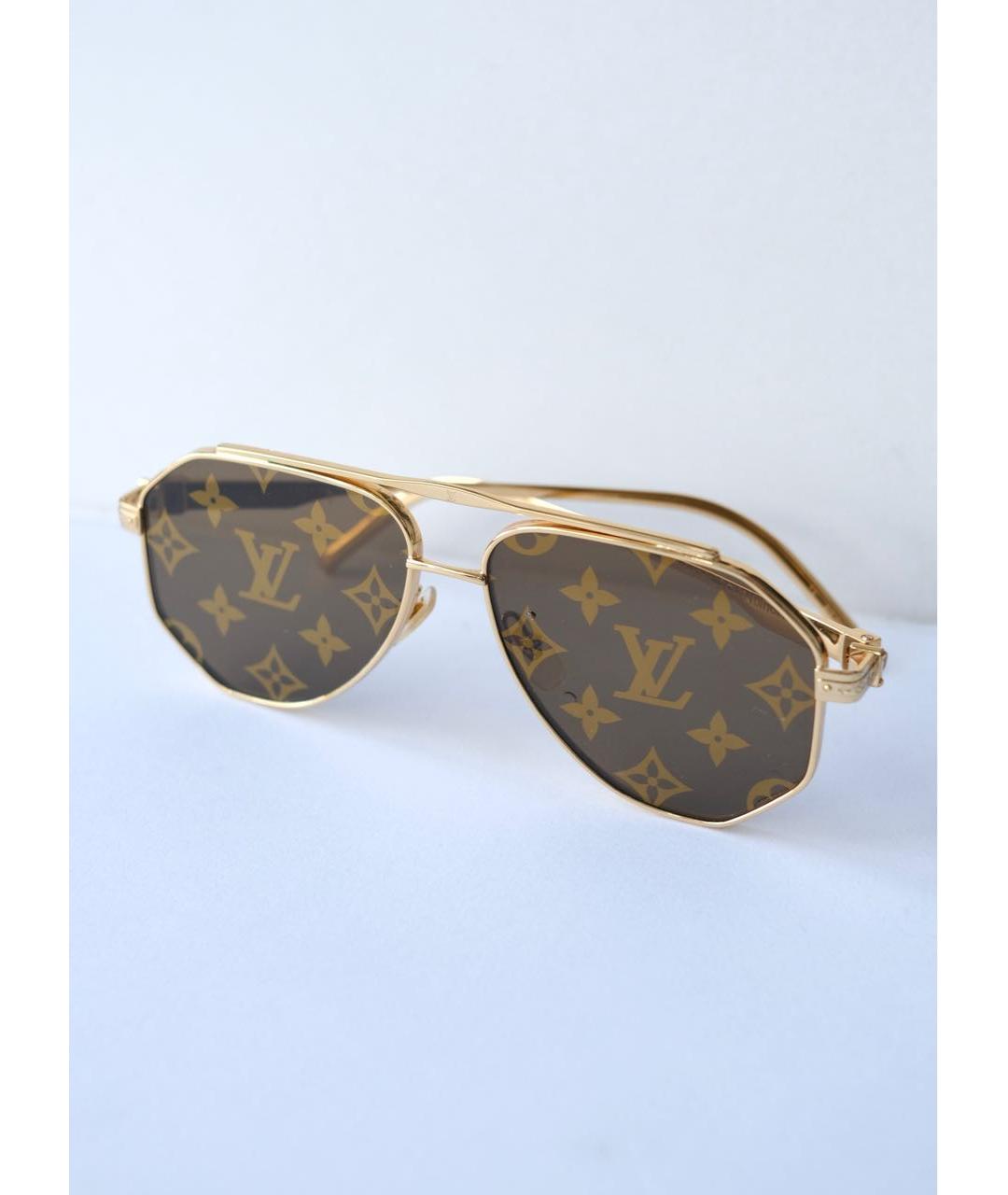 LOUIS VUITTON Золотые металлические солнцезащитные очки, фото 2
