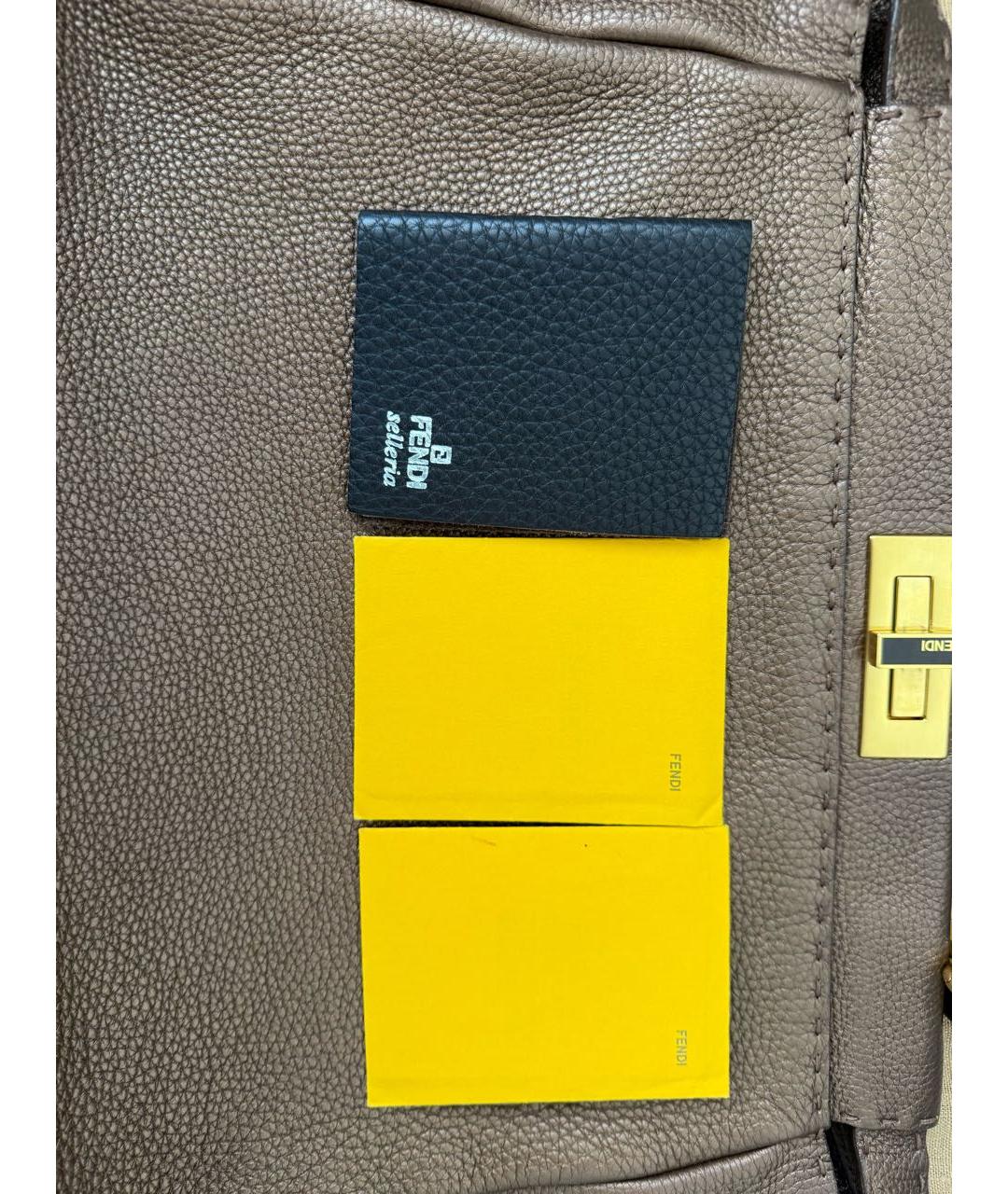FENDI Золотая кожаная сумка через плечо, фото 3