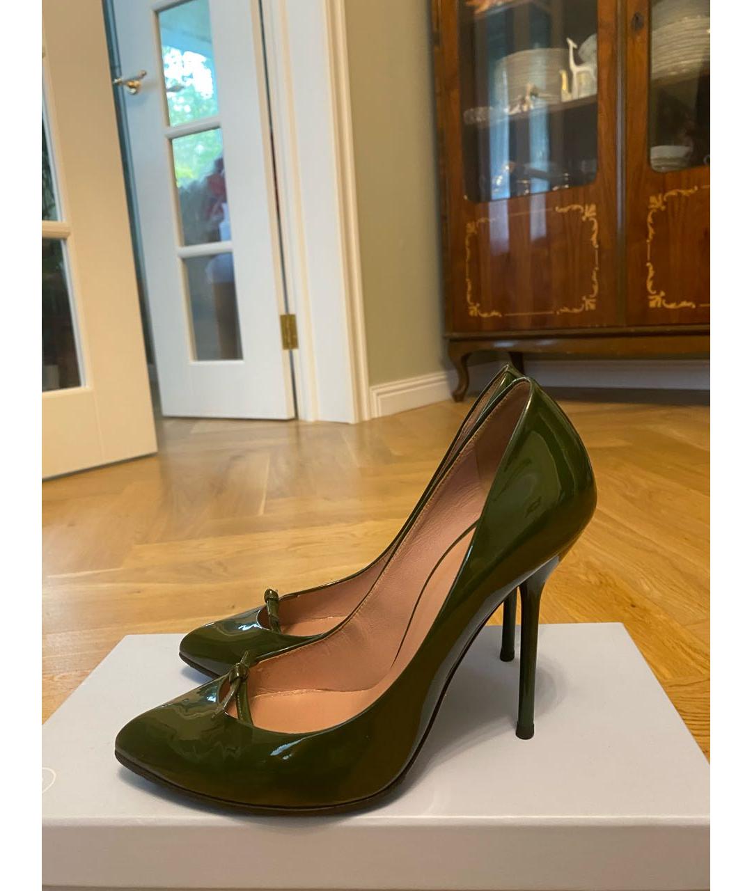 GUCCI Зеленые туфли из лакированной кожи, фото 3