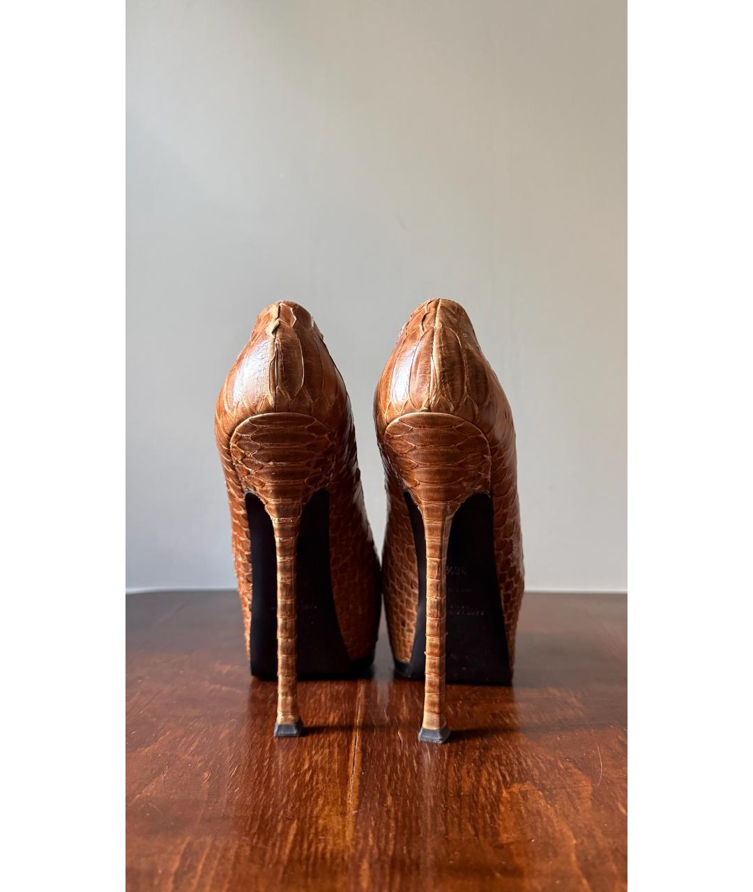 SAINT LAURENT Горчичные кожаные туфли, фото 3