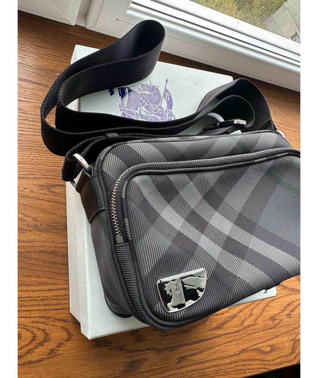 BURBERRY Черная тканевая сумка на плечо, фото 2