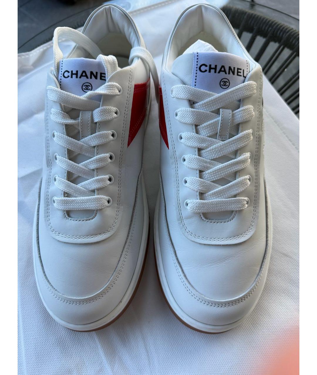 CHANEL Белые кожаные кеды, фото 3