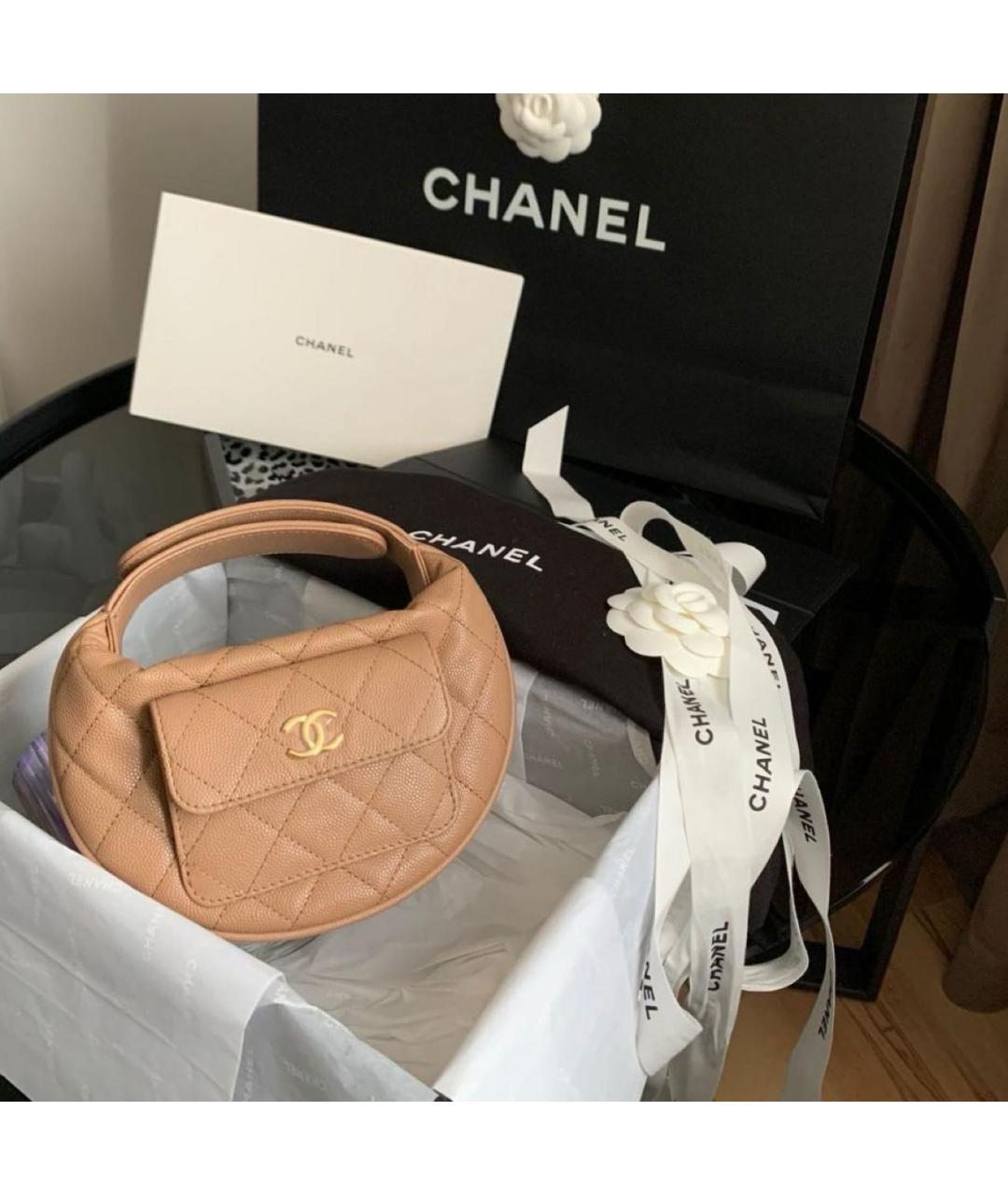 CHANEL Бежевая кожаная сумка с короткими ручками, фото 4