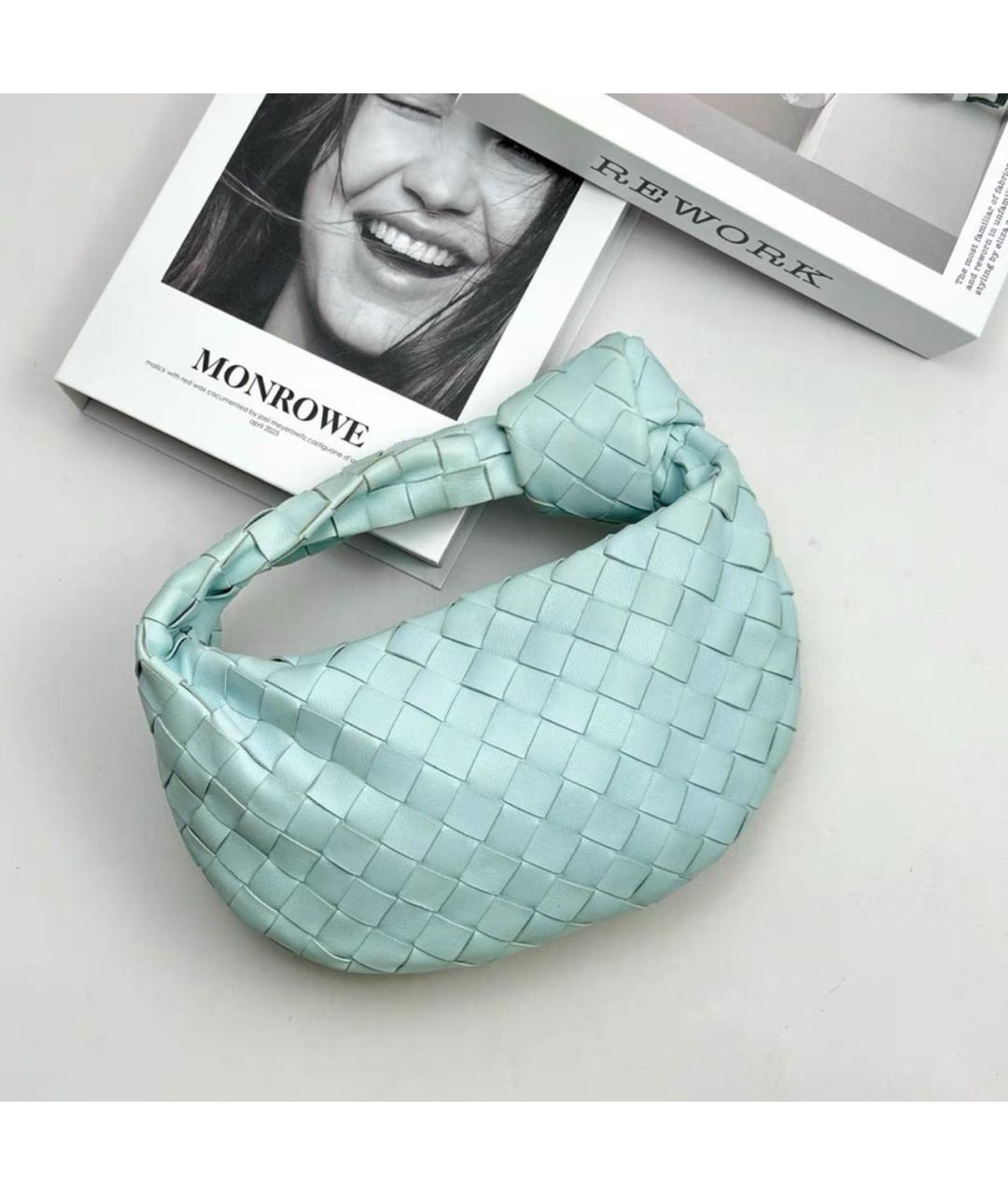 BOTTEGA VENETA Голубая кожаная сумка с короткими ручками, фото 6
