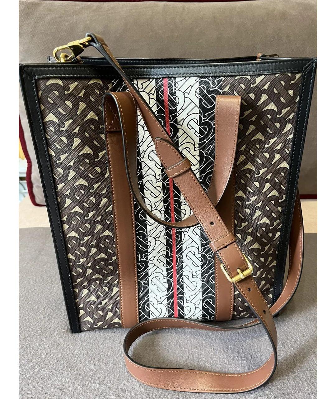 BURBERRY Коричневая сумка с короткими ручками из канвы, фото 3