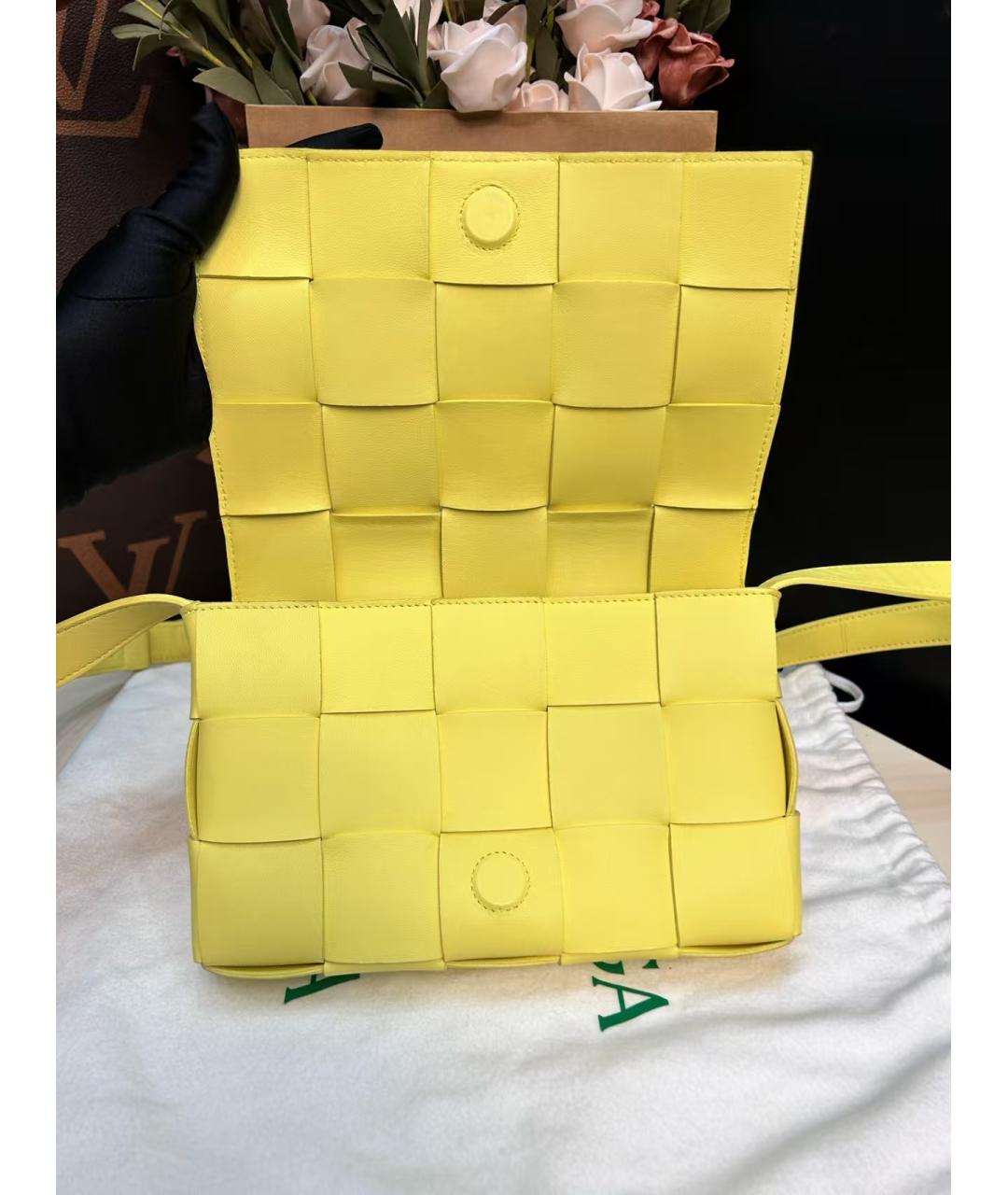 BOTTEGA VENETA Желтая кожаная сумка через плечо, фото 5