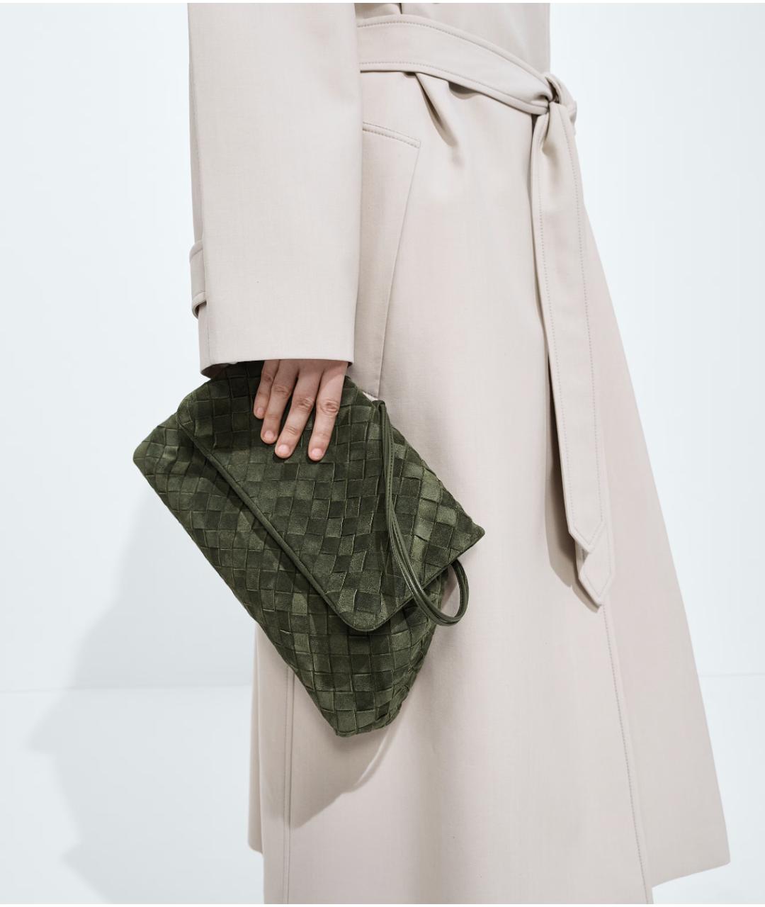 BOTTEGA VENETA Зеленая замшевая сумка с короткими ручками, фото 2