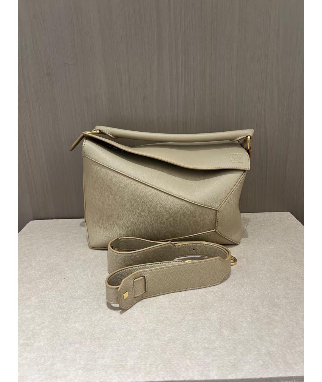 LOEWE Бежевая кожаная сумка через плечо, фото 2