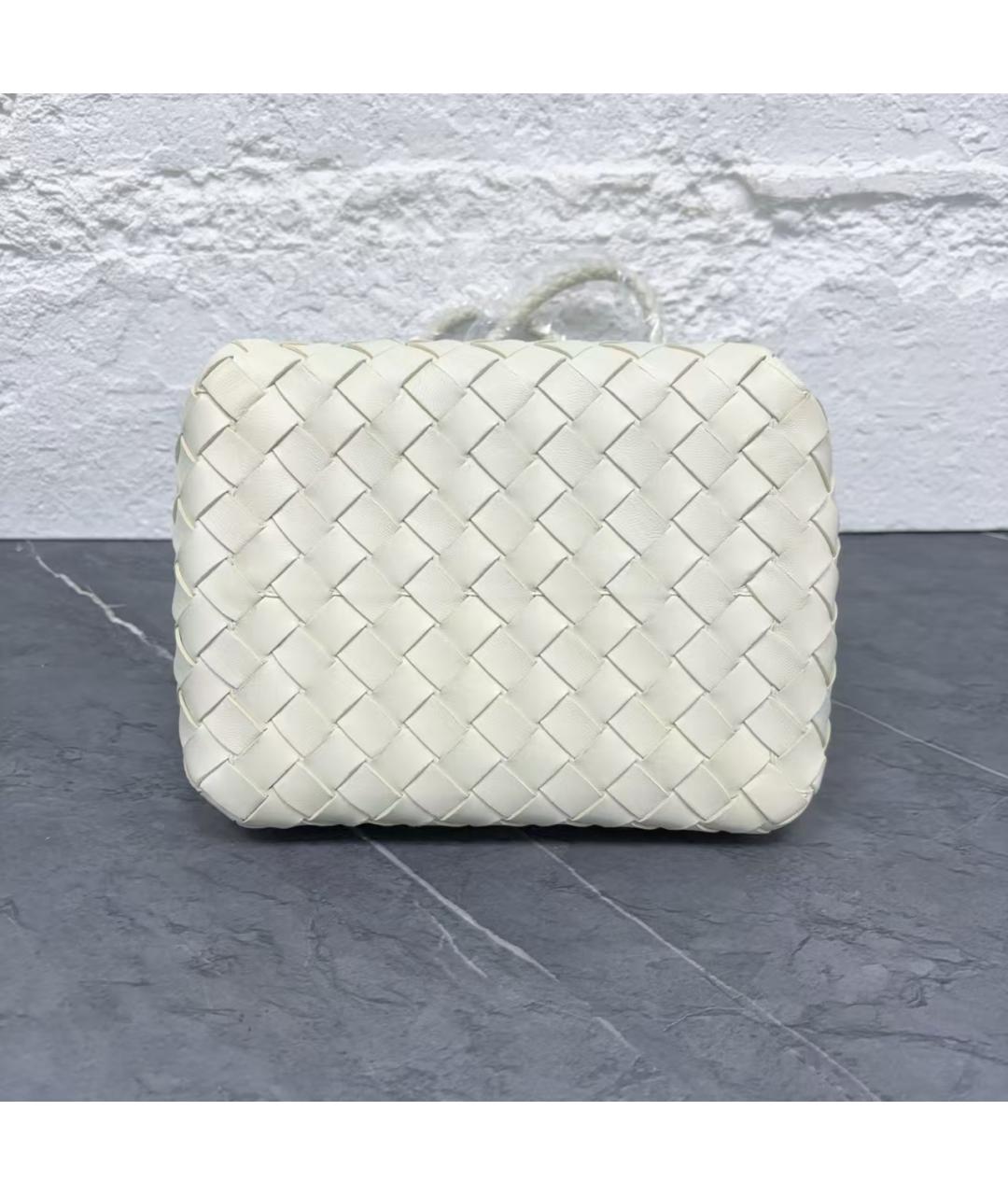 BOTTEGA VENETA Белая кожаная сумка с короткими ручками, фото 4