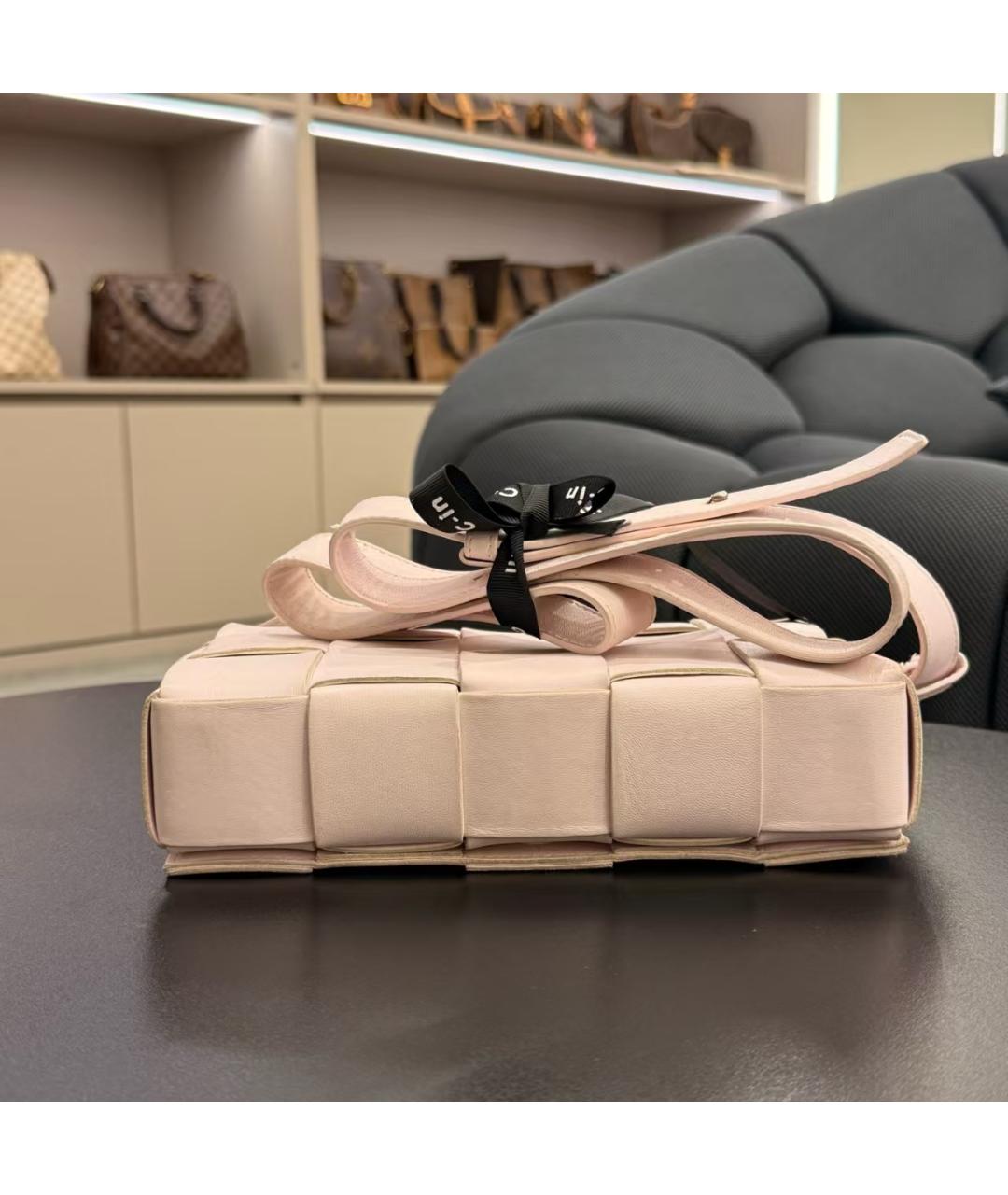 BOTTEGA VENETA Бежевая кожаная сумка через плечо, фото 5