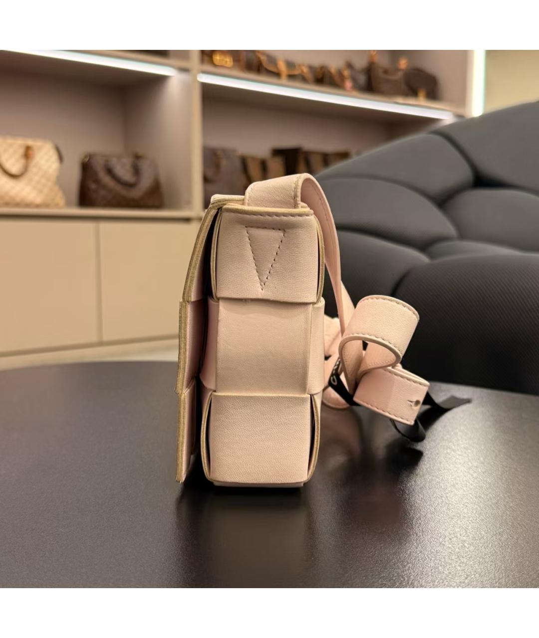 BOTTEGA VENETA Бежевая кожаная сумка через плечо, фото 4