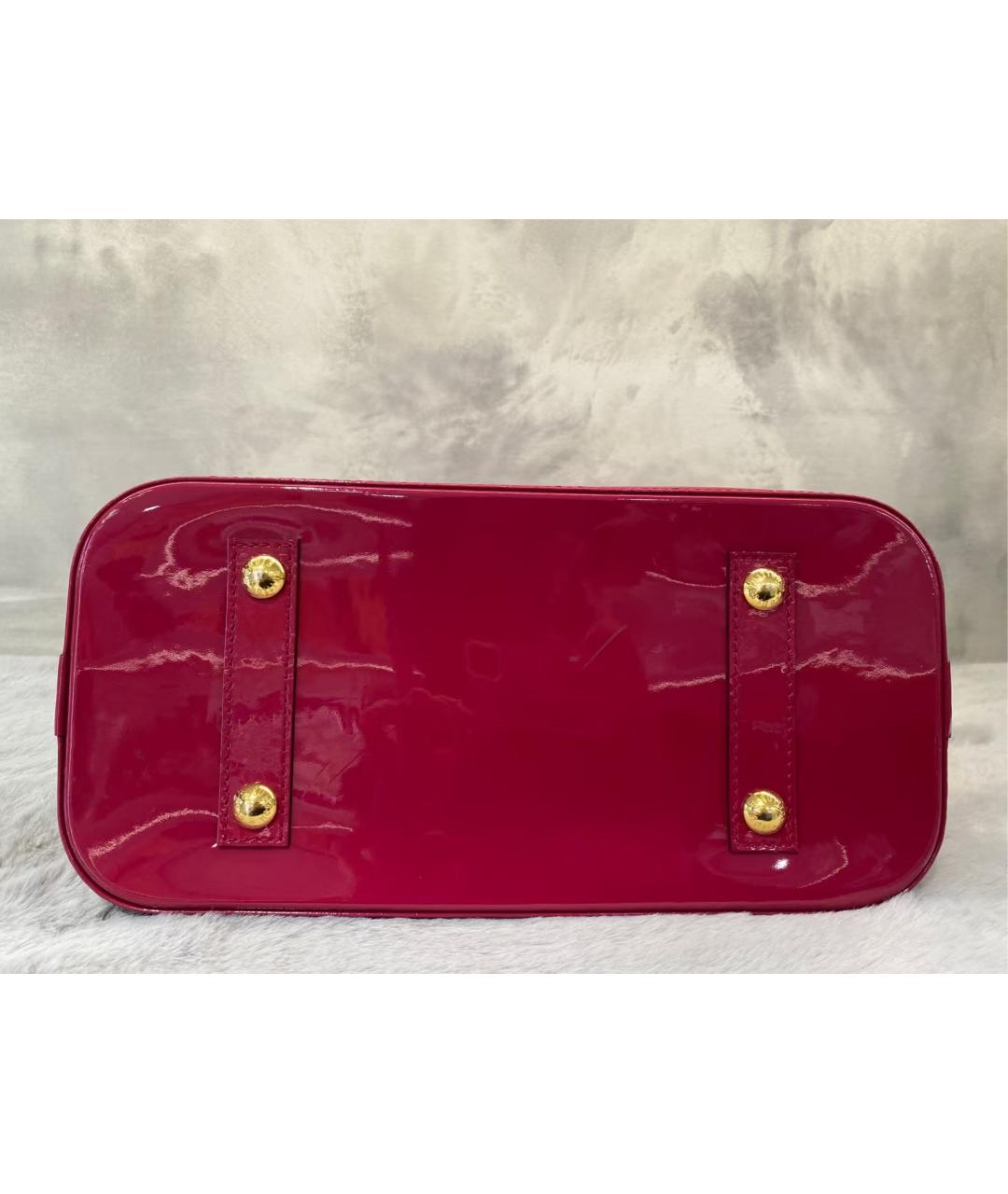 LOUIS VUITTON Красная сумка с короткими ручками из лакированной кожи, фото 5