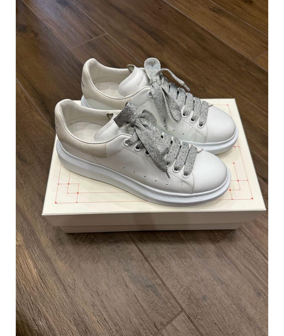 ALEXANDER MCQUEEN Белые кожаные кеды, фото 3
