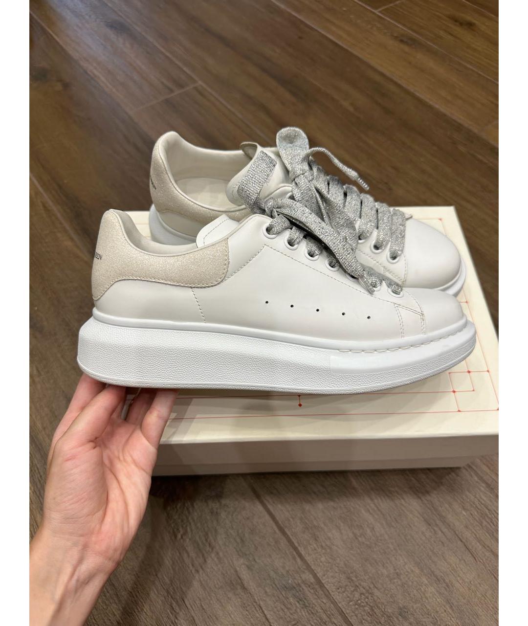 ALEXANDER MCQUEEN Белые кожаные кеды, фото 5