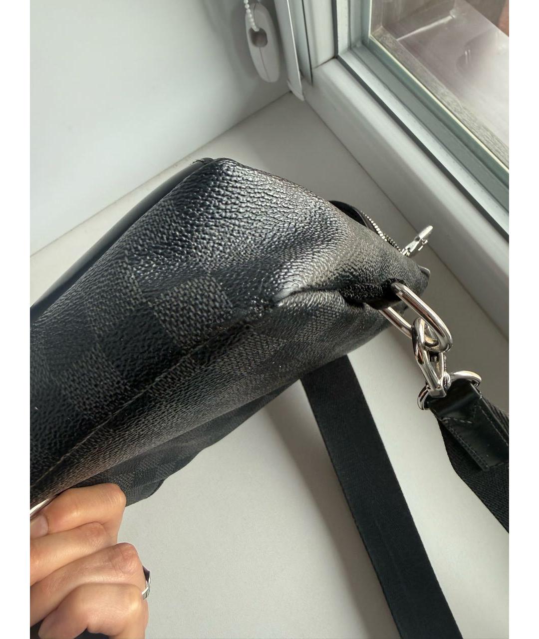 LOUIS VUITTON Черная сумка на плечо из канвы, фото 2