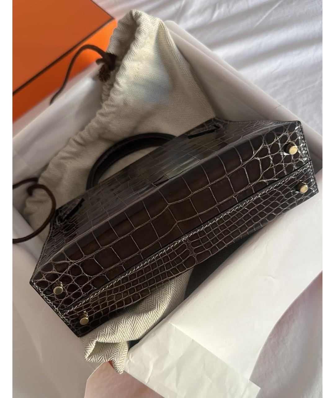 HERMES Коричневая сумка с короткими ручками из кожи крокодила, фото 4