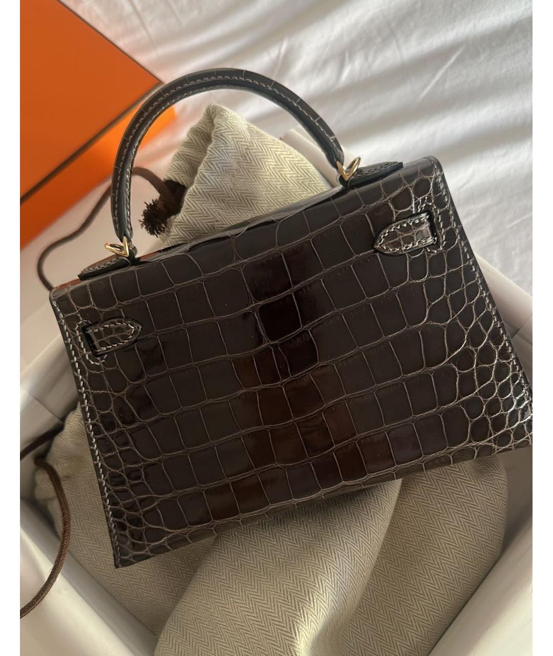 HERMES Коричневая сумка с короткими ручками из кожи крокодила, фото 3
