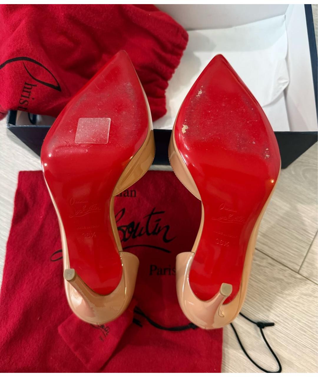 CHRISTIAN LOUBOUTIN Бежевые туфли из лакированной кожи, фото 8