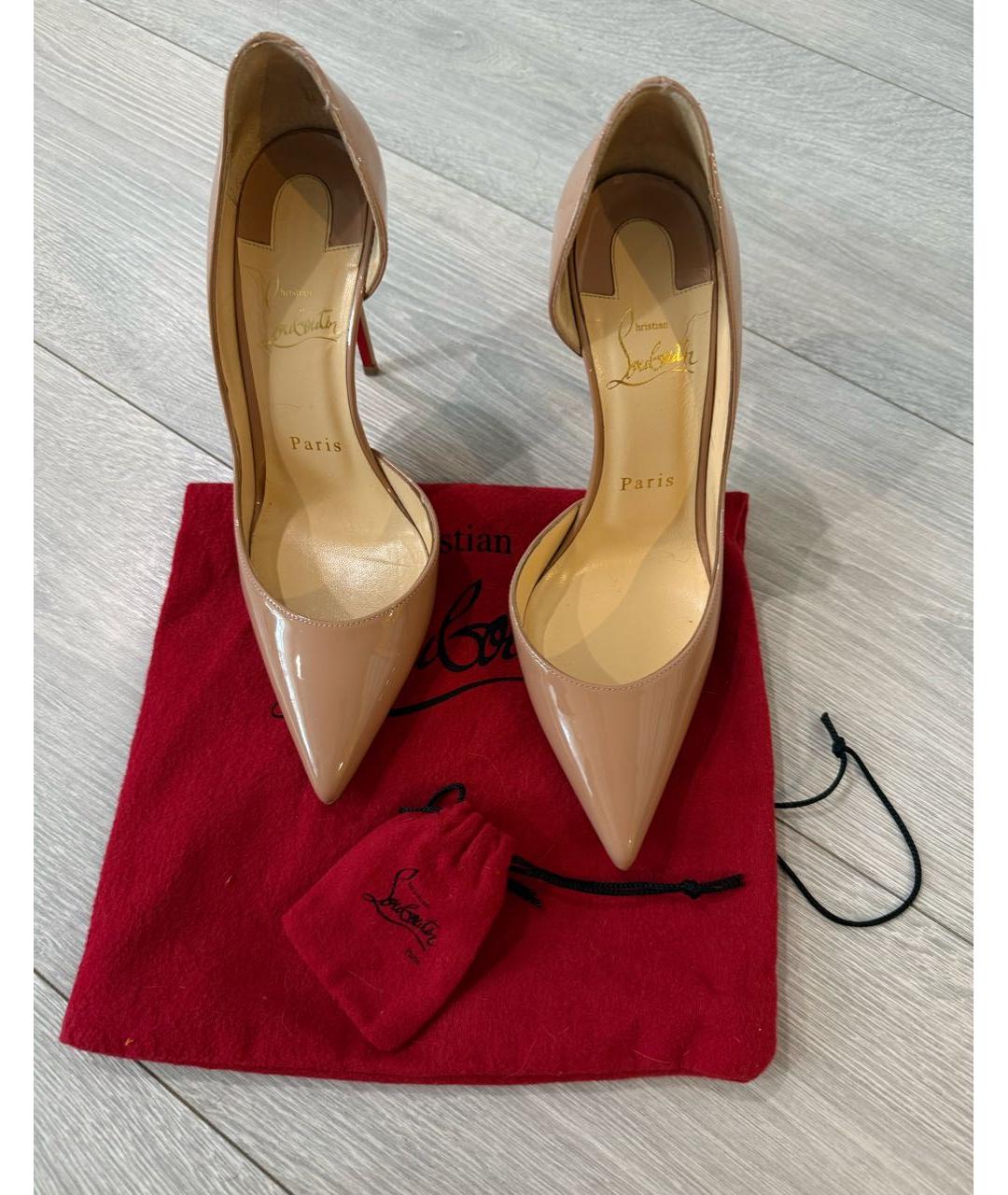 CHRISTIAN LOUBOUTIN Бежевые туфли из лакированной кожи, фото 6