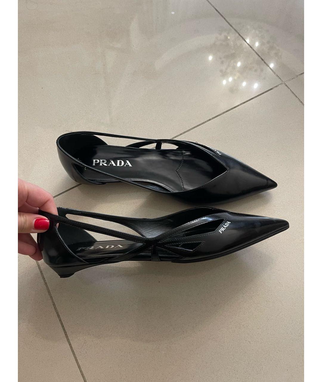 PRADA Черные кожаные балетки, фото 2