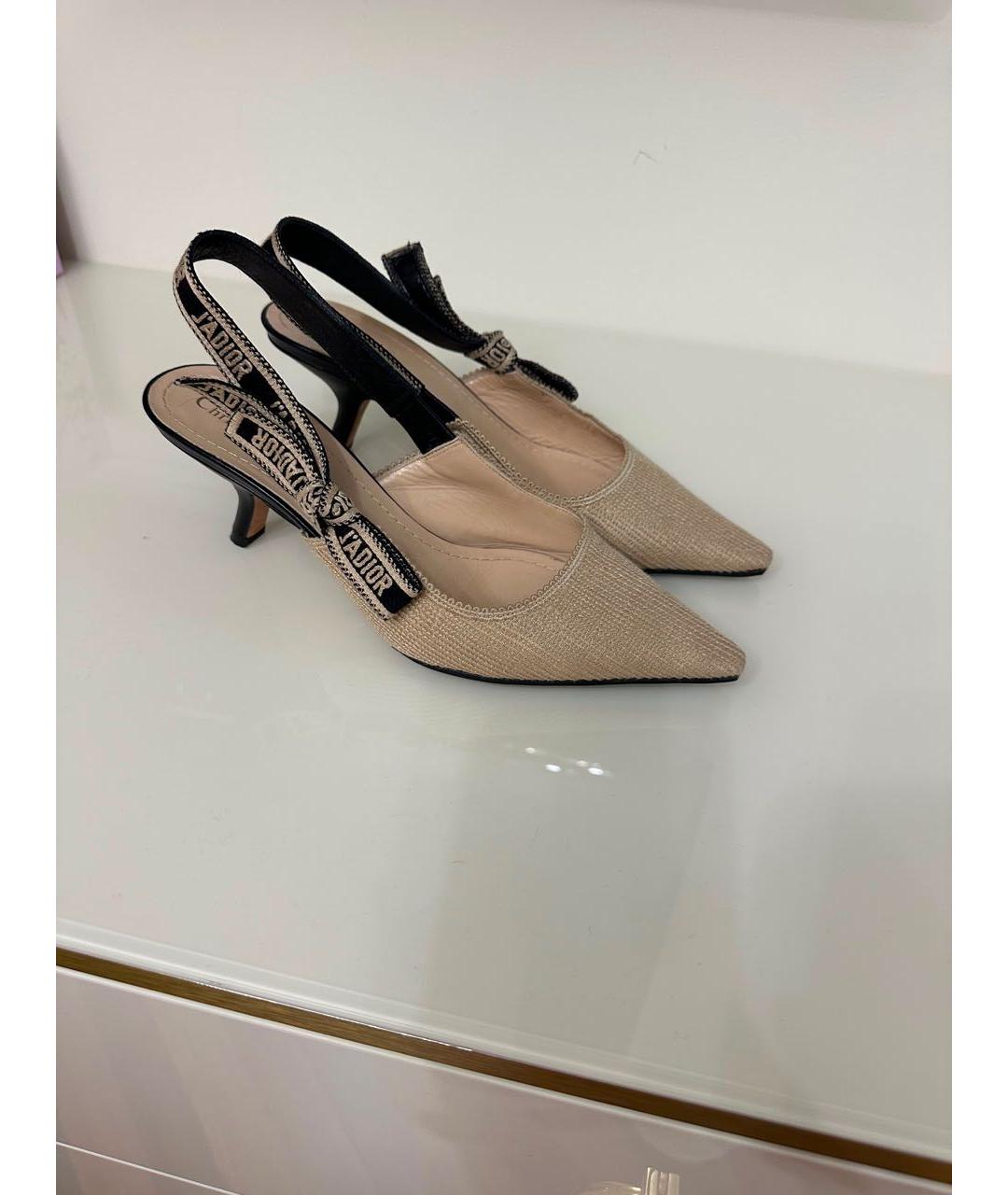 CHRISTIAN DIOR Золотые текстильные туфли, фото 3
