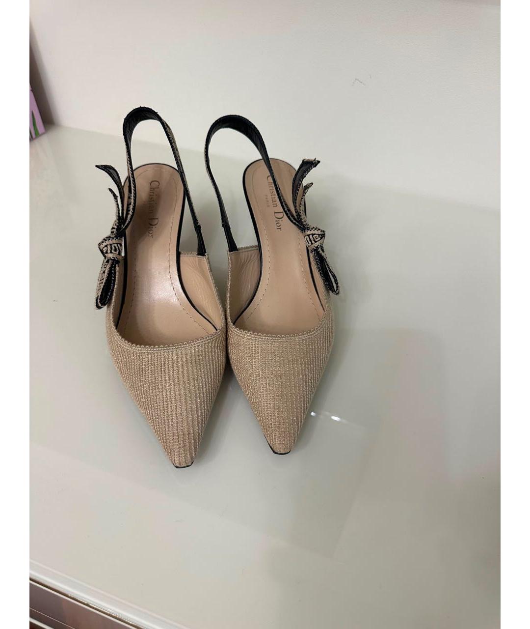 CHRISTIAN DIOR Золотые текстильные туфли, фото 2