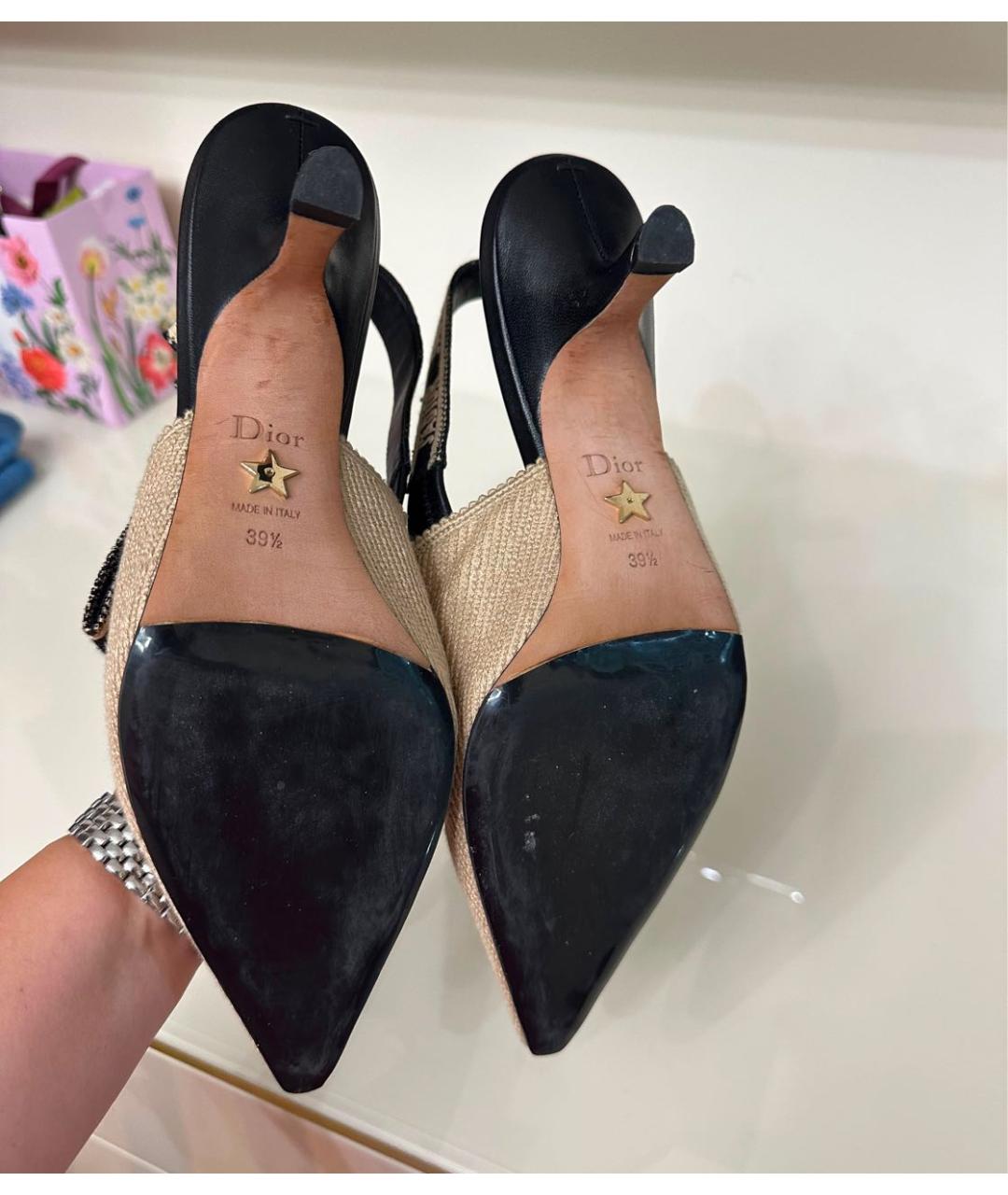 CHRISTIAN DIOR Золотые текстильные туфли, фото 6