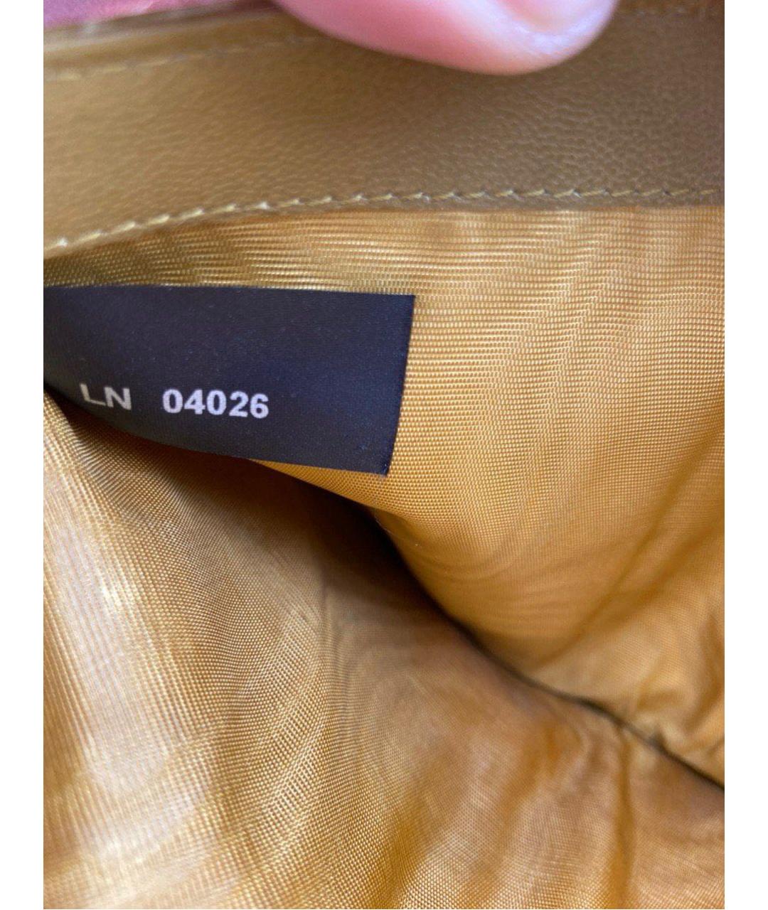 PRADA Горчичный кошелек из кожи крокодила, фото 6