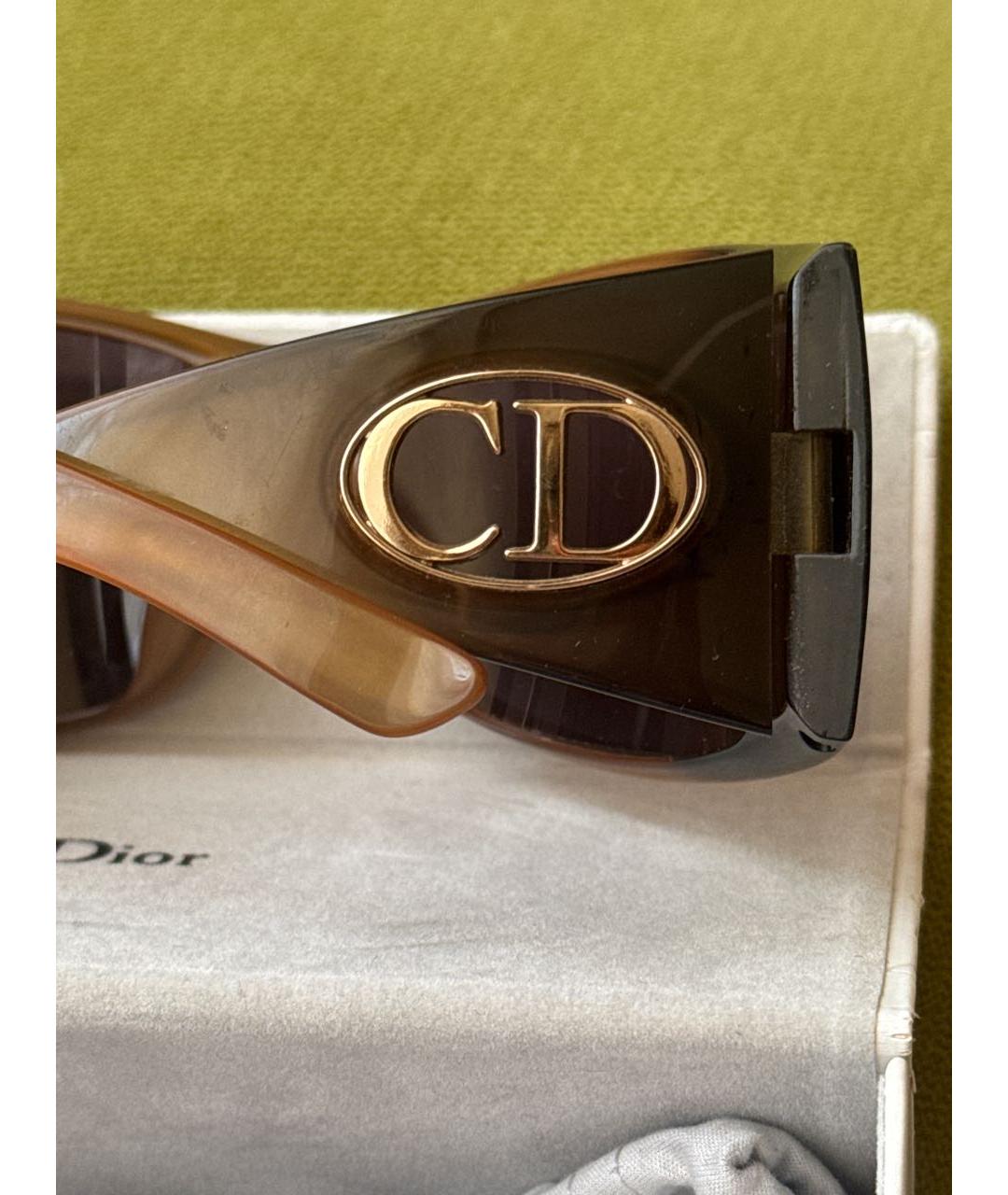 CHRISTIAN DIOR Коричневые пластиковые солнцезащитные очки, фото 5