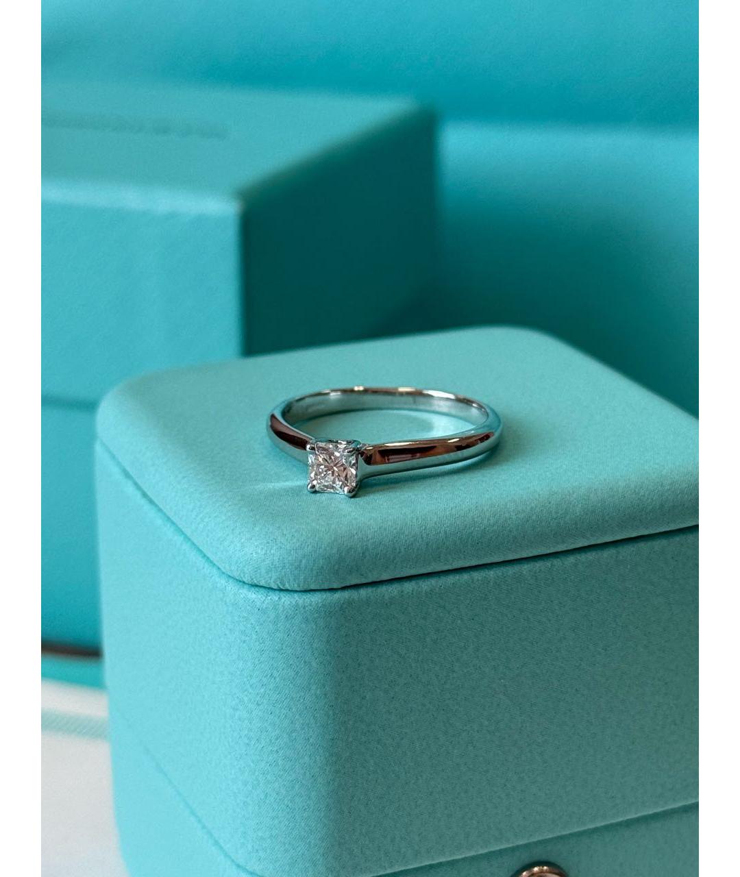 TIFFANY&CO Белое платиновое кольцо, фото 6