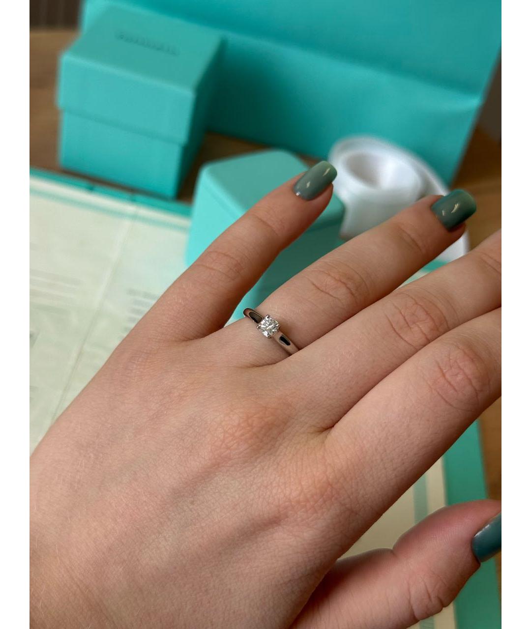 TIFFANY&CO Белое платиновое кольцо, фото 7