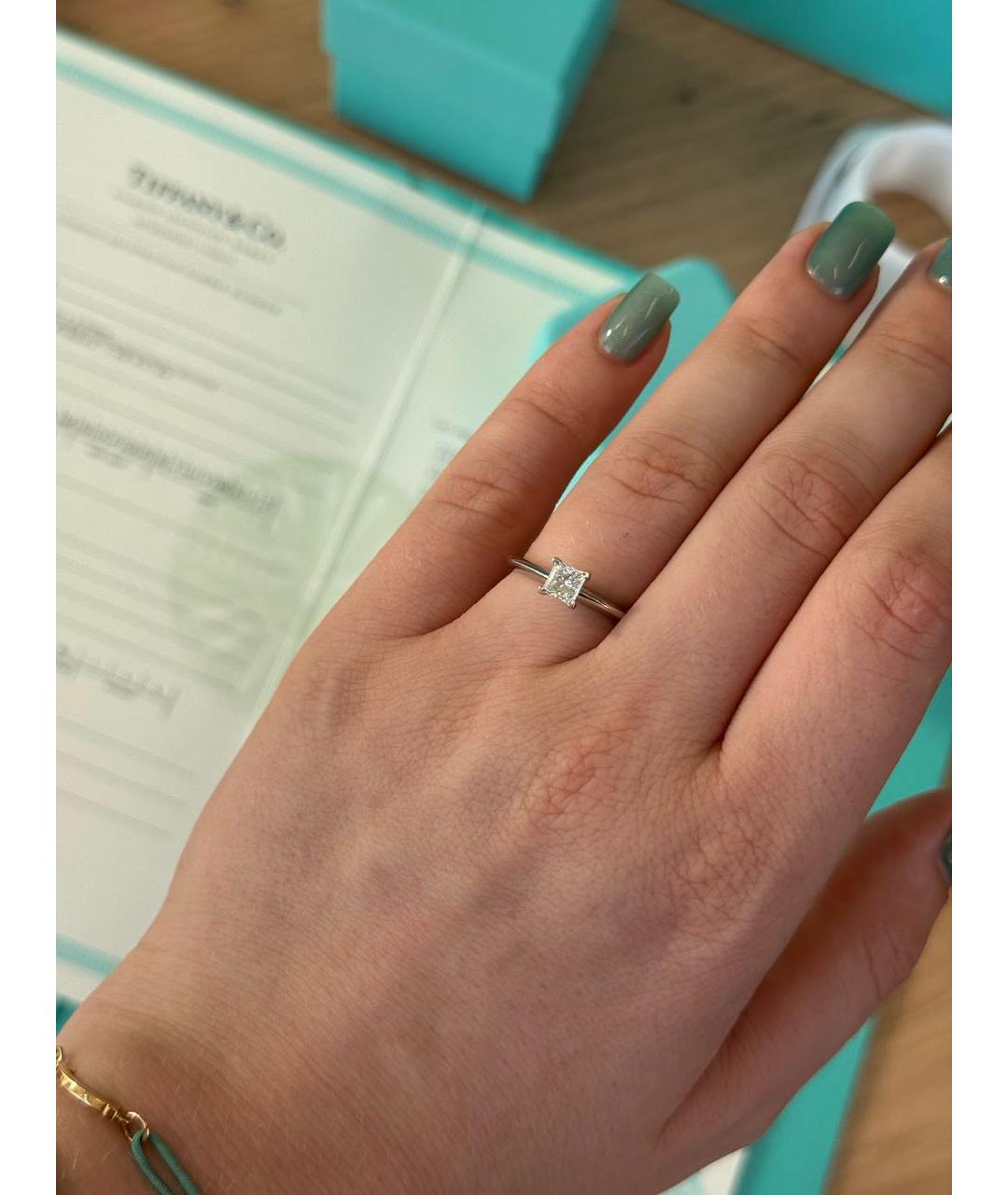 TIFFANY&CO Белое платиновое кольцо, фото 6