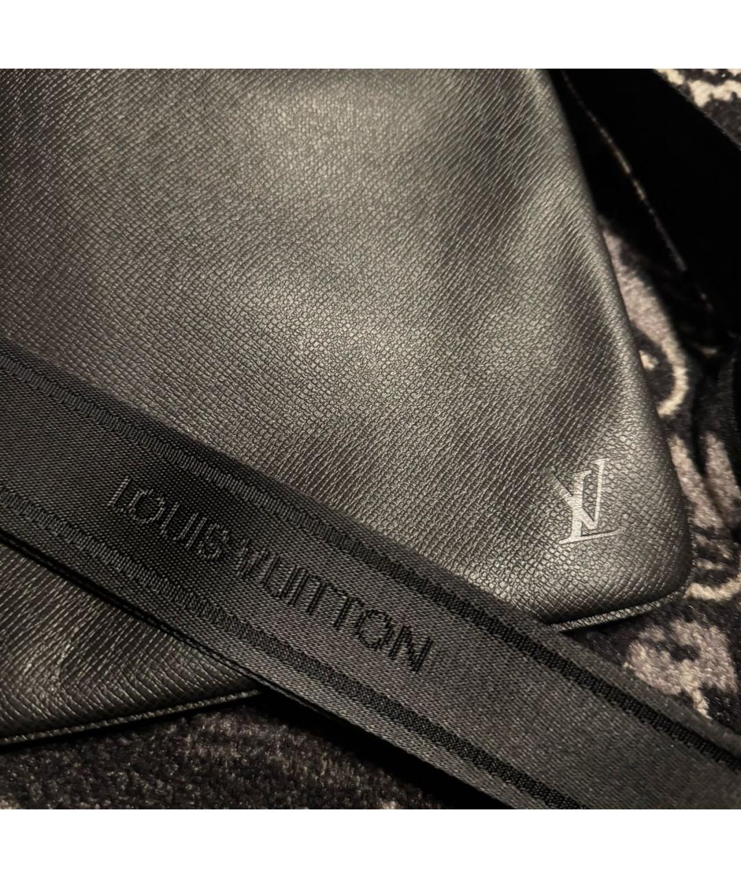 LOUIS VUITTON Черная кожаная сумка на плечо, фото 3