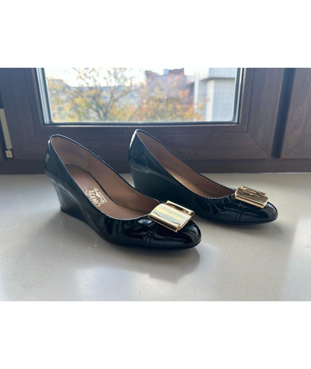 FERRAGAMO Черные кожаные туфли, фото 2